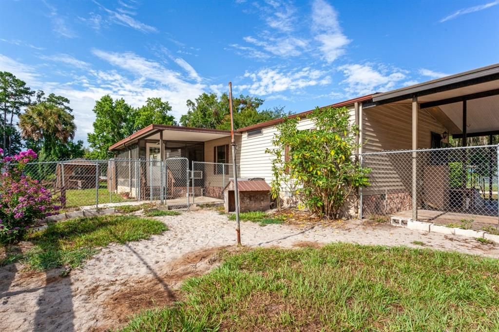 For Sale: $297,000 (3 beds, 2 baths, 1610 Square Feet)