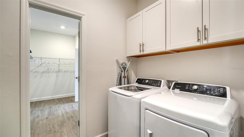 For Rent: $10,000 (4 beds, 3 baths, 2800 Square Feet)