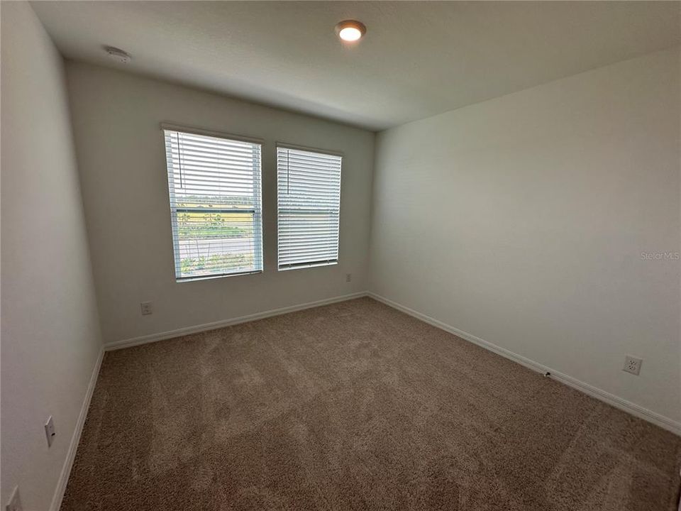 For Rent: $2,425 (3 beds, 2 baths, 1743 Square Feet)