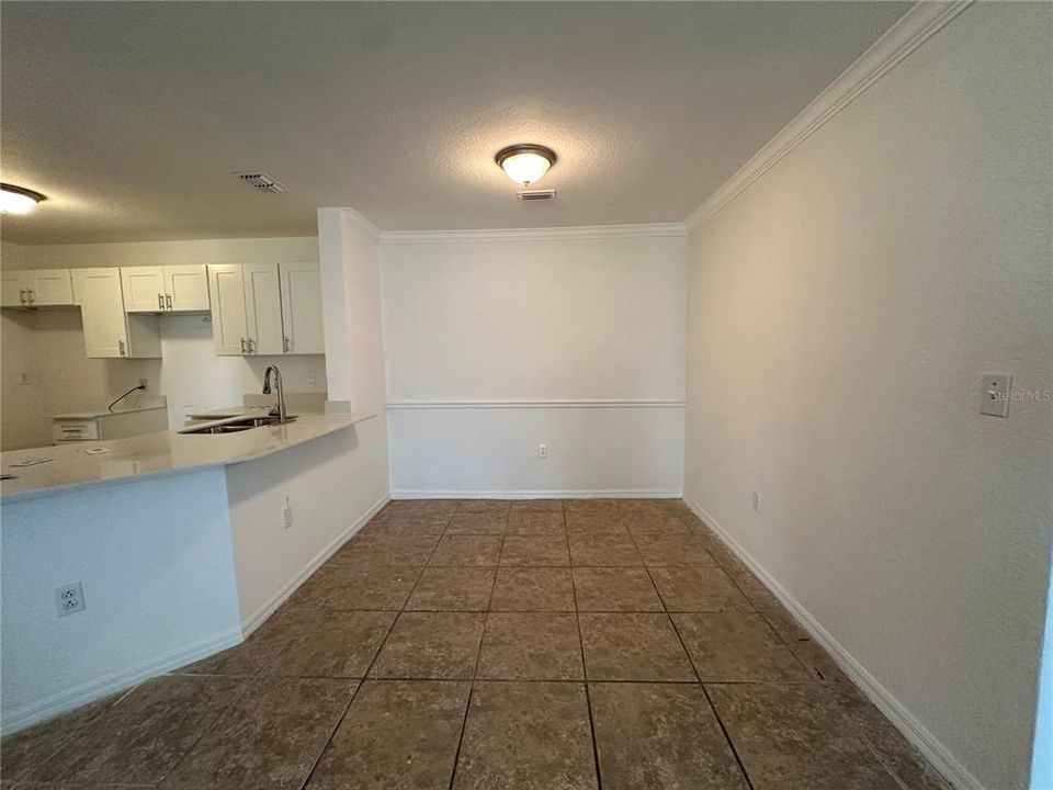 For Sale: $204,500 (2 beds, 2 baths, 1062 Square Feet)