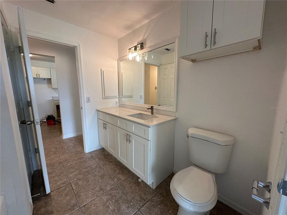 For Sale: $204,500 (2 beds, 2 baths, 1062 Square Feet)