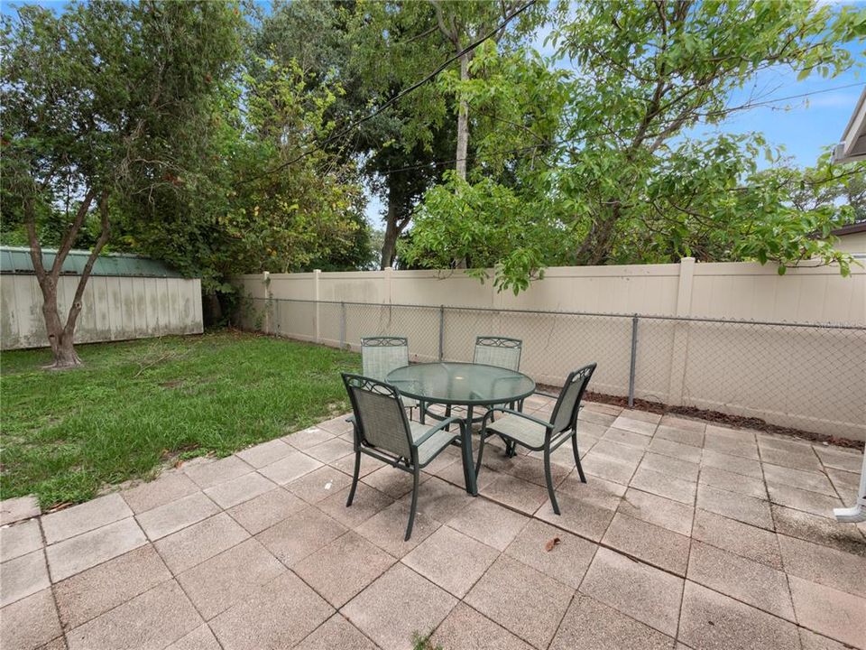 For Sale: $379,900 (2 beds, 2 baths, 1256 Square Feet)