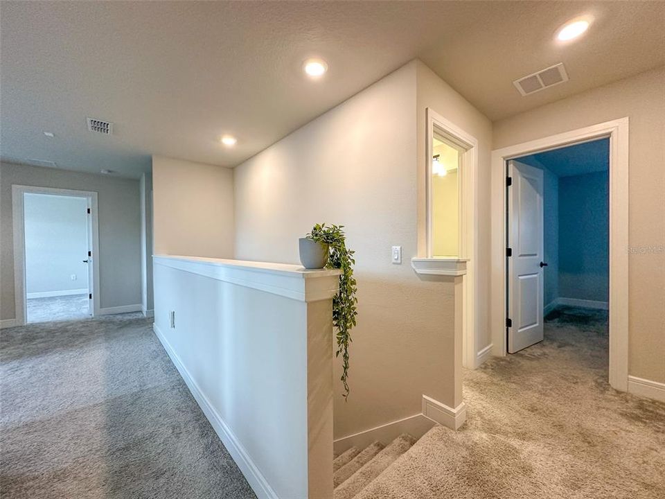 For Rent: $3,499 (4 beds, 2 baths, 2386 Square Feet)