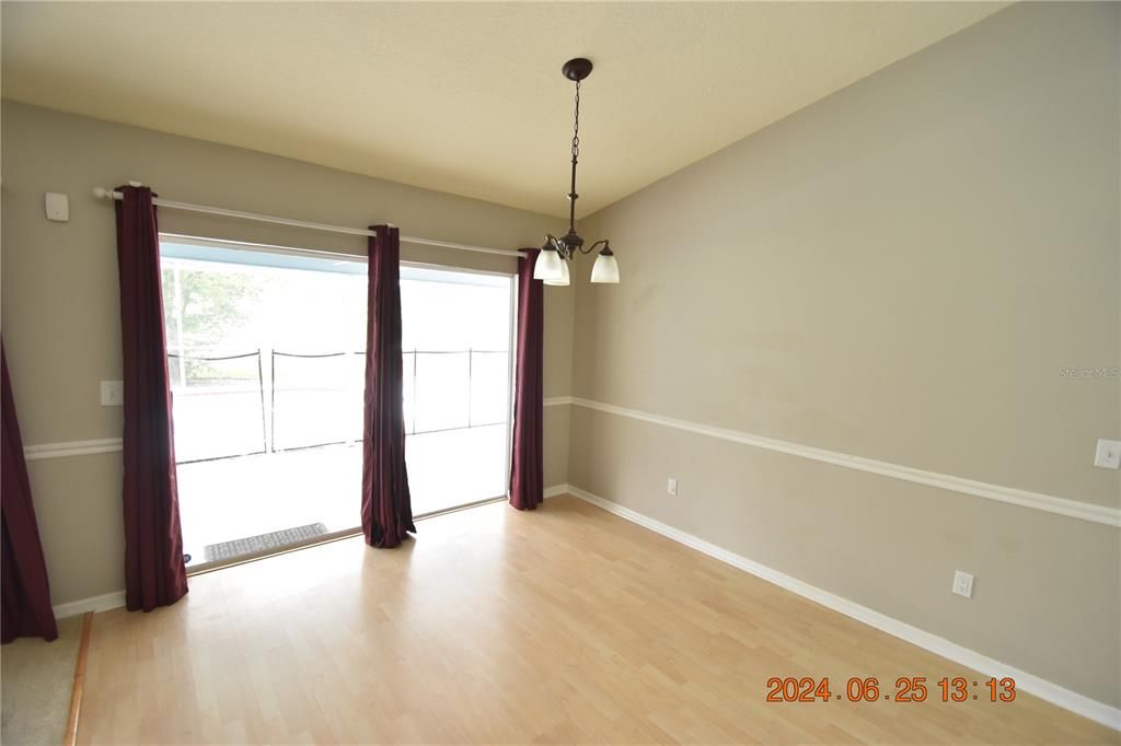 For Rent: $2,950 (4 beds, 2 baths, 2380 Square Feet)