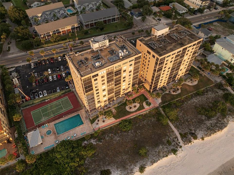 Landscaped grounds, tennis or pickleball, swimming in the pool or Gulf waters; enjoy everything that this popular complex offers on lovely Indian Rocks Beach!