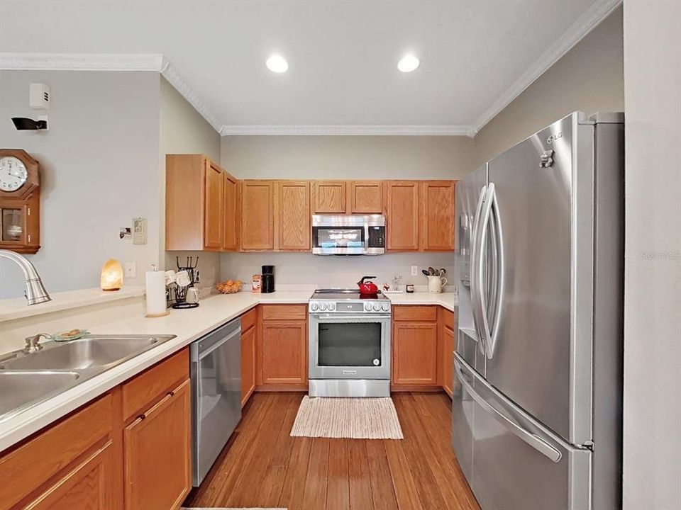 For Sale: $345,000 (3 beds, 2 baths, 1449 Square Feet)