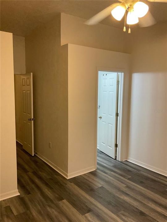 For Rent: $1,400 (2 beds, 2 baths, 1176 Square Feet)