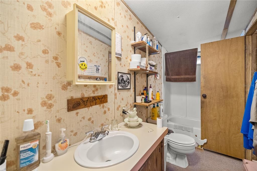 待售: $425,000 (3 贝兹, 2 浴室, 960 平方英尺)