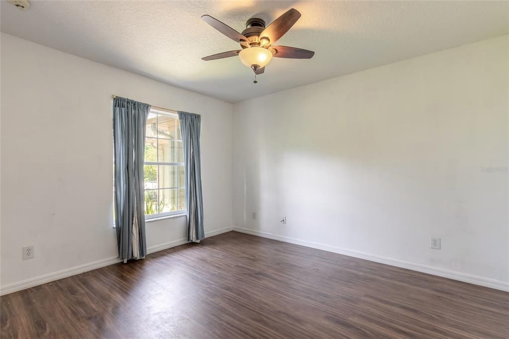 For Sale: $340,000 (3 beds, 2 baths, 1508 Square Feet)