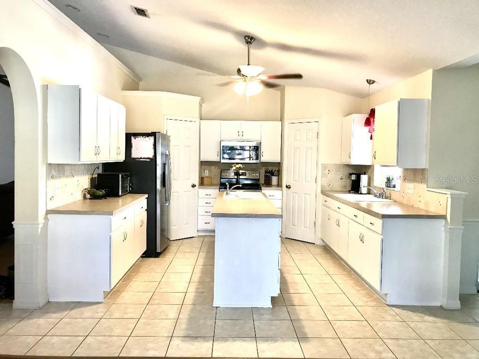 For Sale: $429,900 (4 beds, 2 baths, 2108 Square Feet)