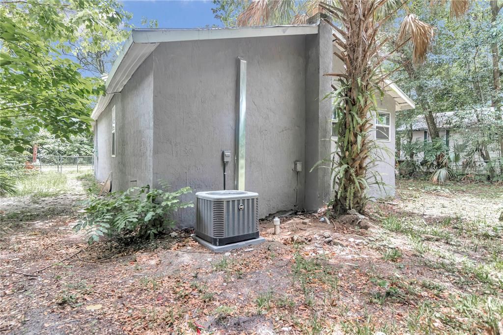 Active With Contract: $150,000 (4 beds, 2 baths, 1152 Square Feet)