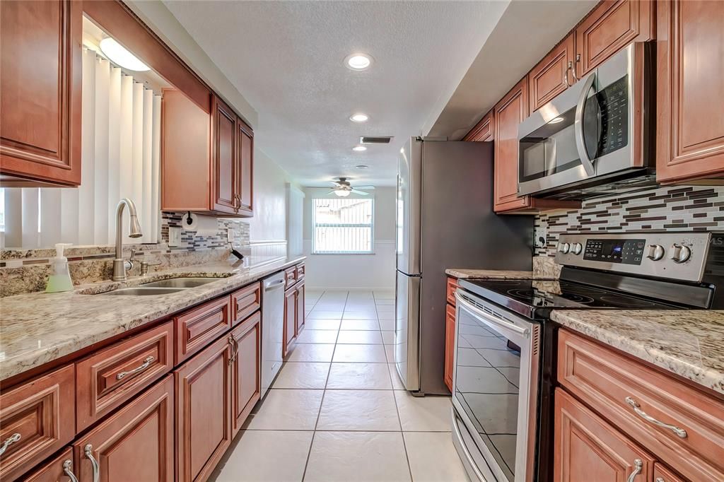 For Sale: $314,900 (3 beds, 1 baths, 1440 Square Feet)