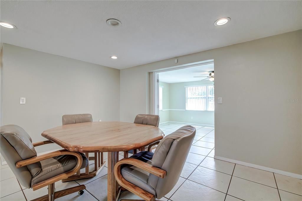 For Sale: $314,900 (3 beds, 1 baths, 1440 Square Feet)