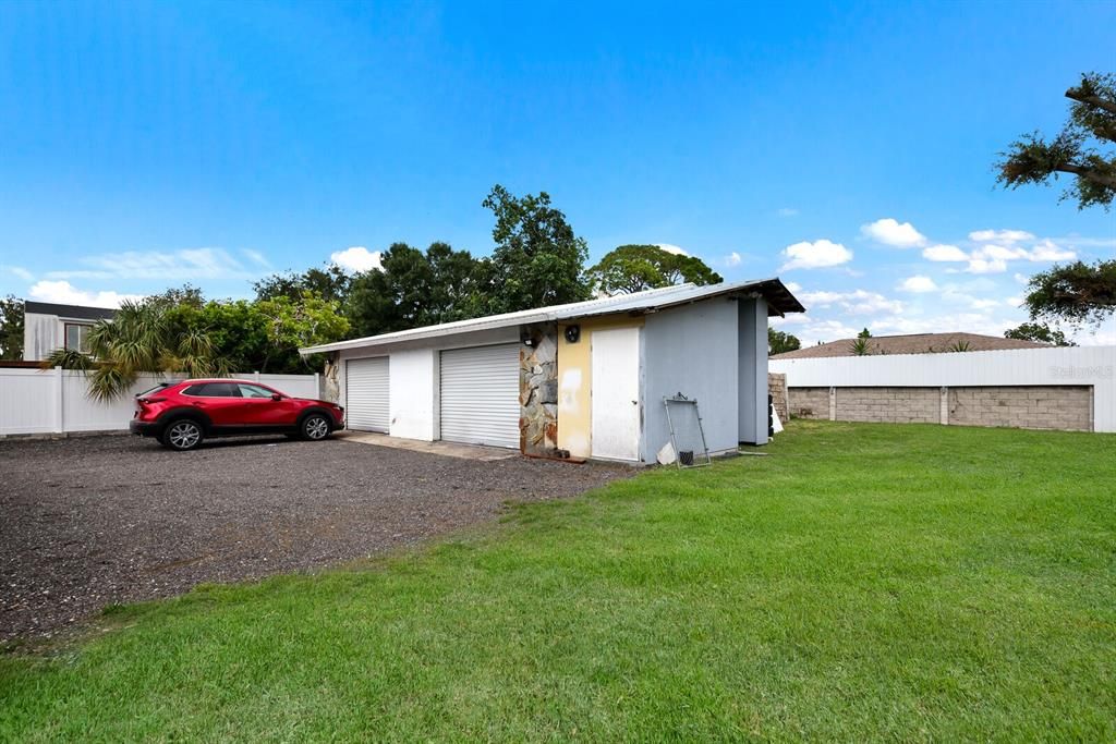 For Sale: $580,000 (4 beds, 2 baths, 1719 Square Feet)