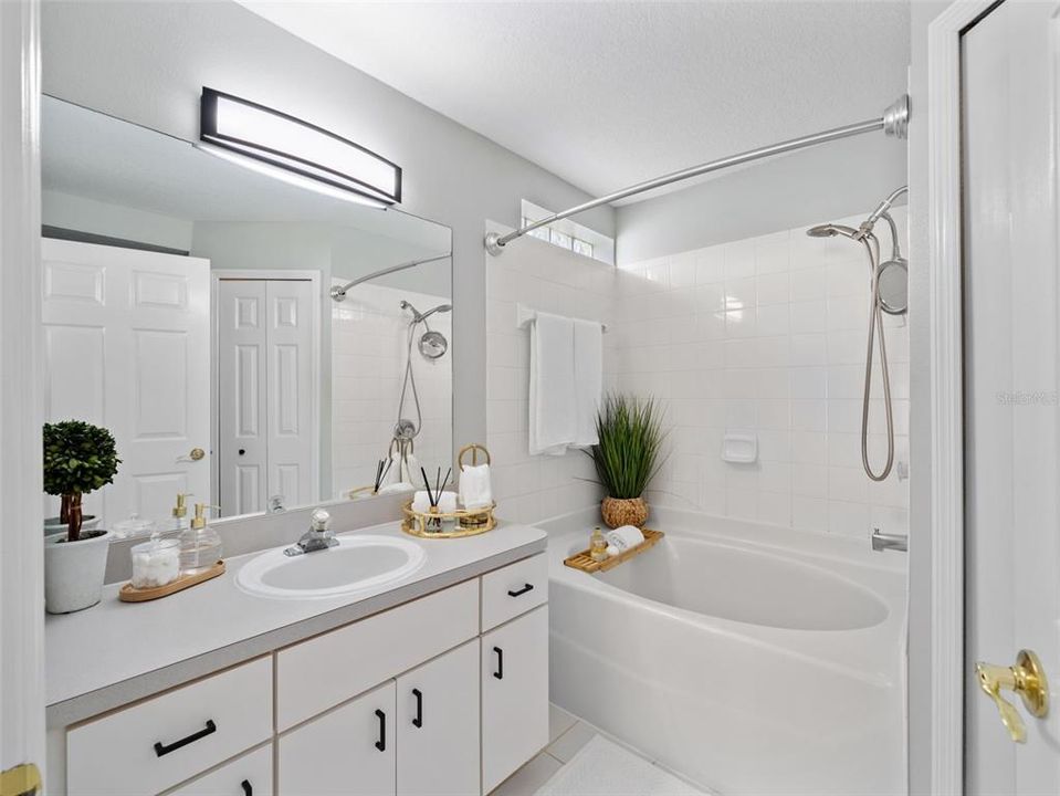 Master Bathroom, Spa Soaking Tub