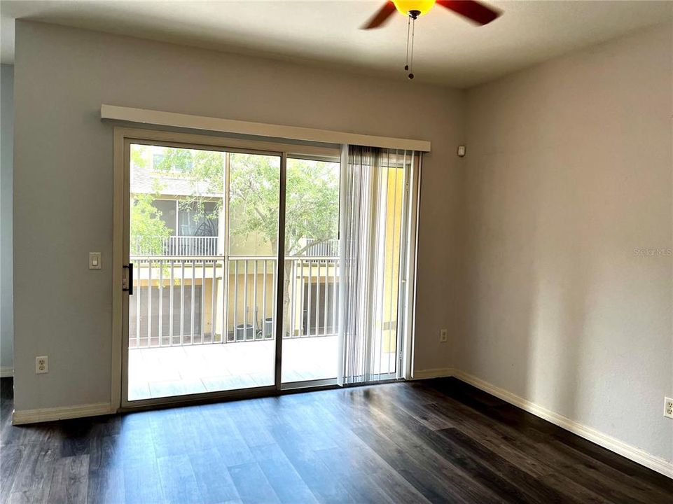 For Rent: $2,150 (2 beds, 2 baths, 1250 Square Feet)