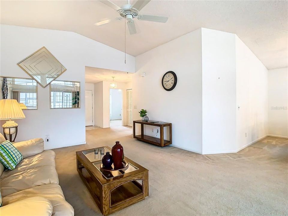 For Sale: $372,000 (3 beds, 2 baths, 1383 Square Feet)