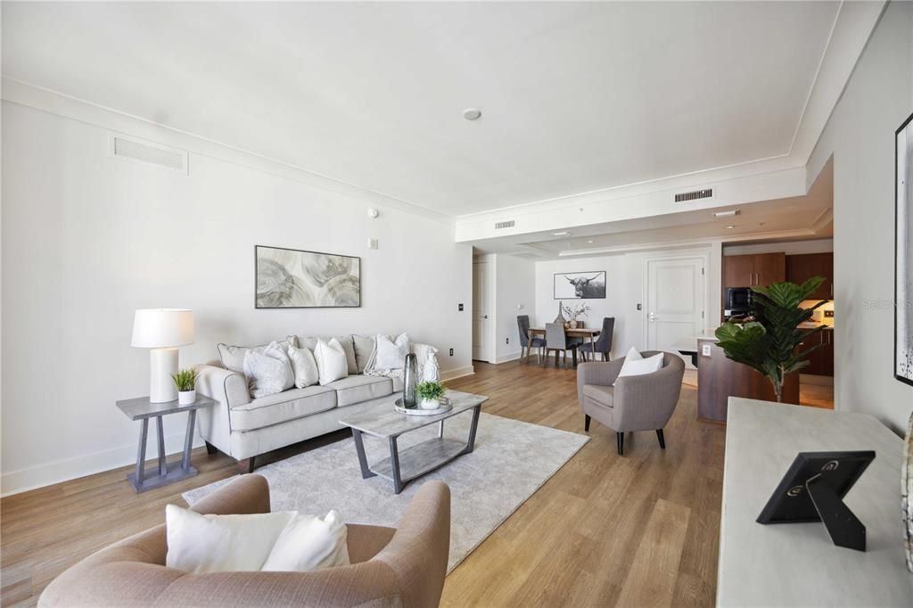Active With Contract: $789,900 (2 beds, 2 baths, 1336 Square Feet)