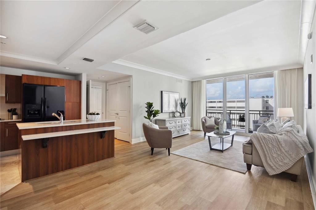 Active With Contract: $789,900 (2 beds, 2 baths, 1336 Square Feet)