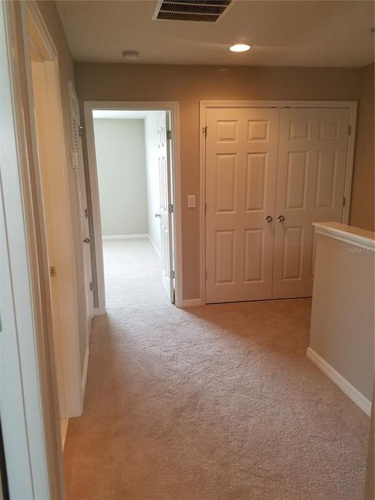 For Rent: $2,100 (3 beds, 2 baths, 1400 Square Feet)