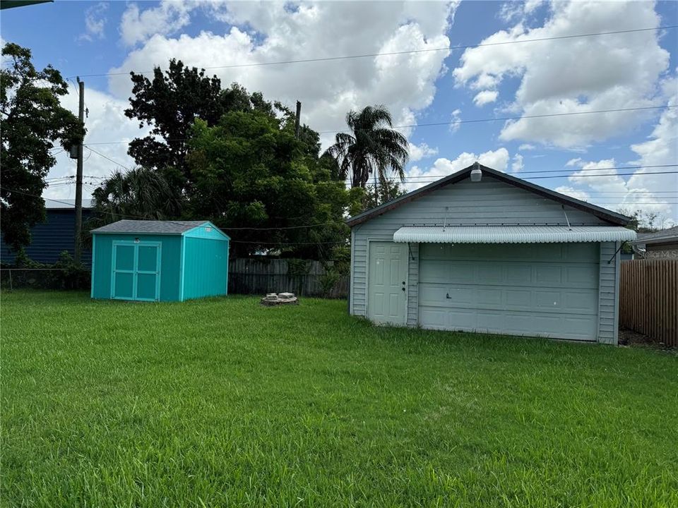 For Sale: $339,000 (3 beds, 2 baths, 1114 Square Feet)