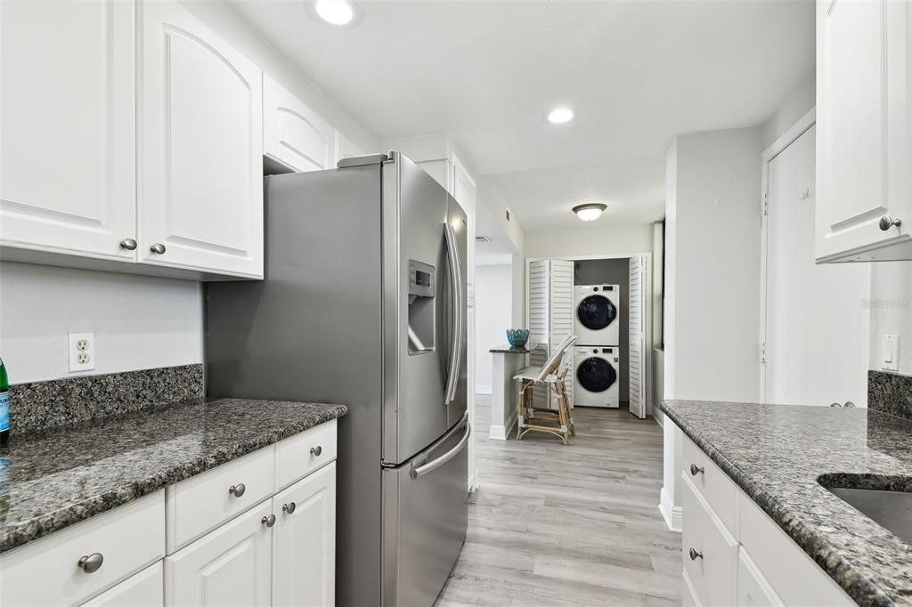 For Sale: $575,000 (2 beds, 2 baths, 1360 Square Feet)