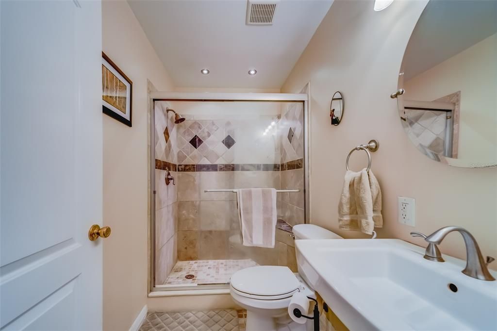 待售: $610,000 (3 贝兹, 2 浴室, 1566 平方英尺)