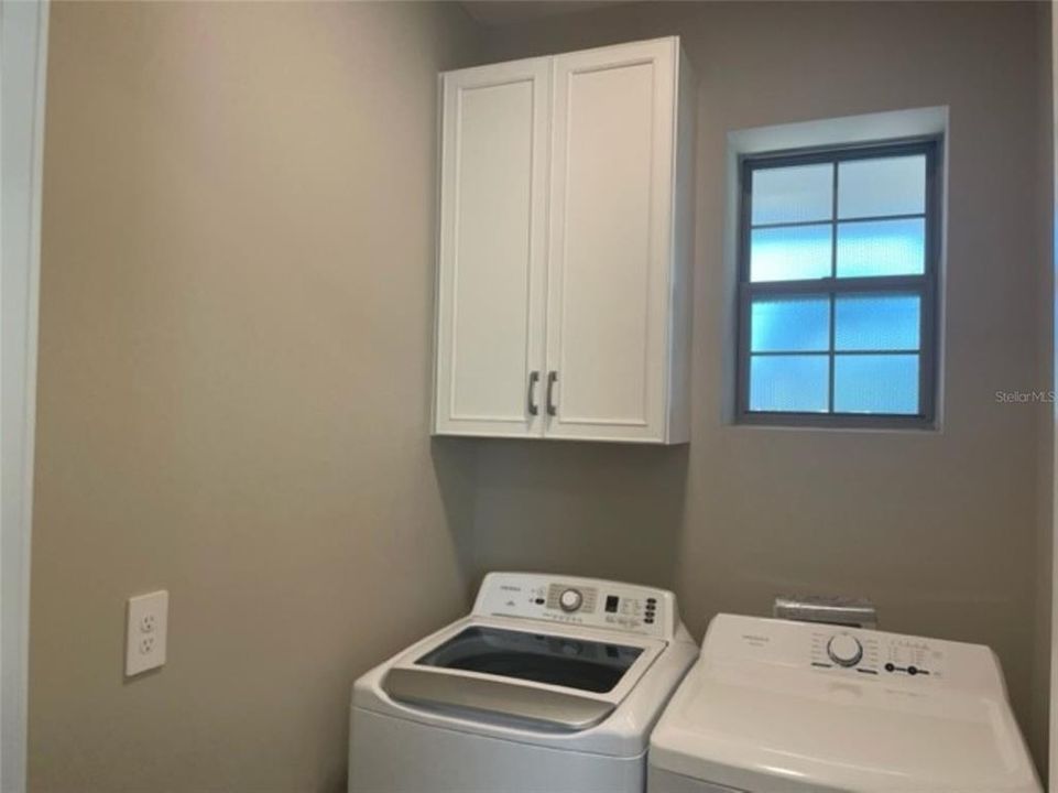 For Rent: $3,000 (3 beds, 2 baths, 1603 Square Feet)