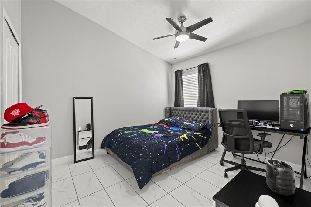 For Sale: $350,000 (3 beds, 2 baths, 1179 Square Feet)