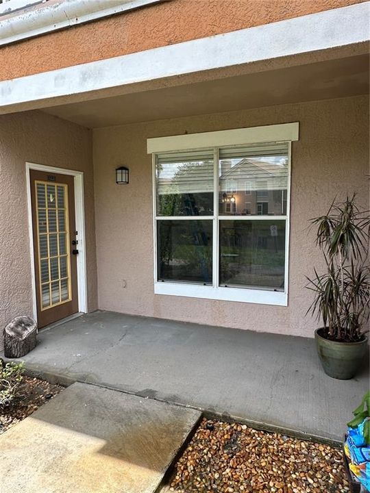 For Rent: $1,425 (1 beds, 1 baths, 693 Square Feet)