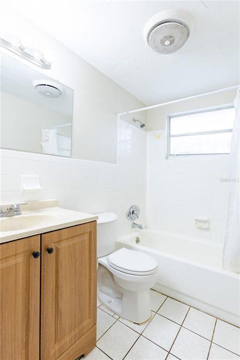 For Sale: $229,000 (3 beds, 1 baths, 960 Square Feet)