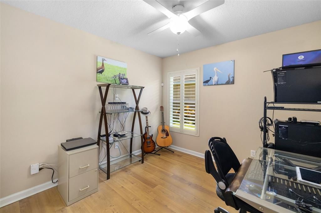 For Sale: $439,900 (3 beds, 2 baths, 1814 Square Feet)