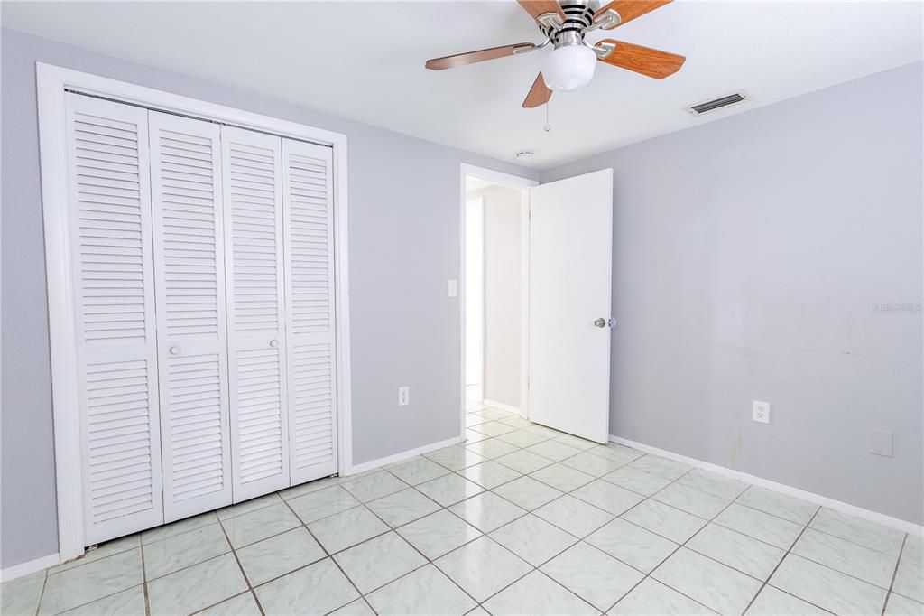 For Sale: $229,000 (2 beds, 2 baths, 1371 Square Feet)