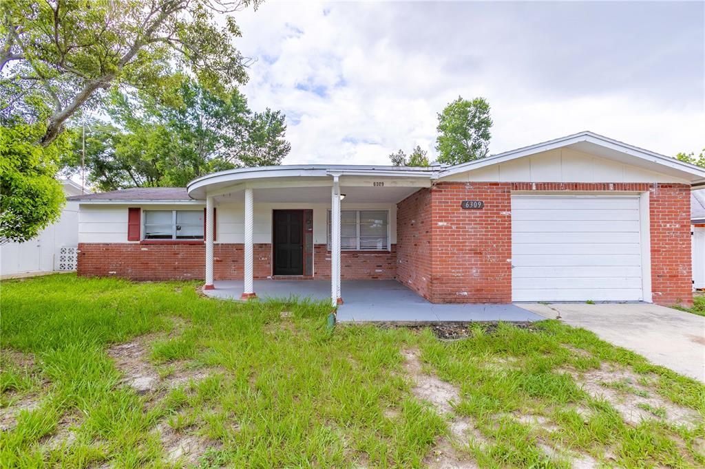 For Sale: $229,000 (2 beds, 2 baths, 1371 Square Feet)