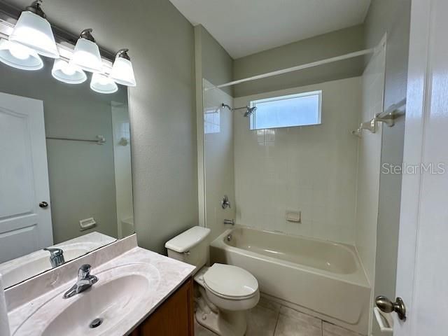 For Rent: $2,595 (4 beds, 2 baths, 1805 Square Feet)