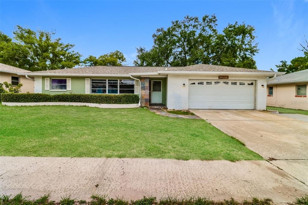 For Sale: $459,000 (3 beds, 2 baths, 1541 Square Feet)