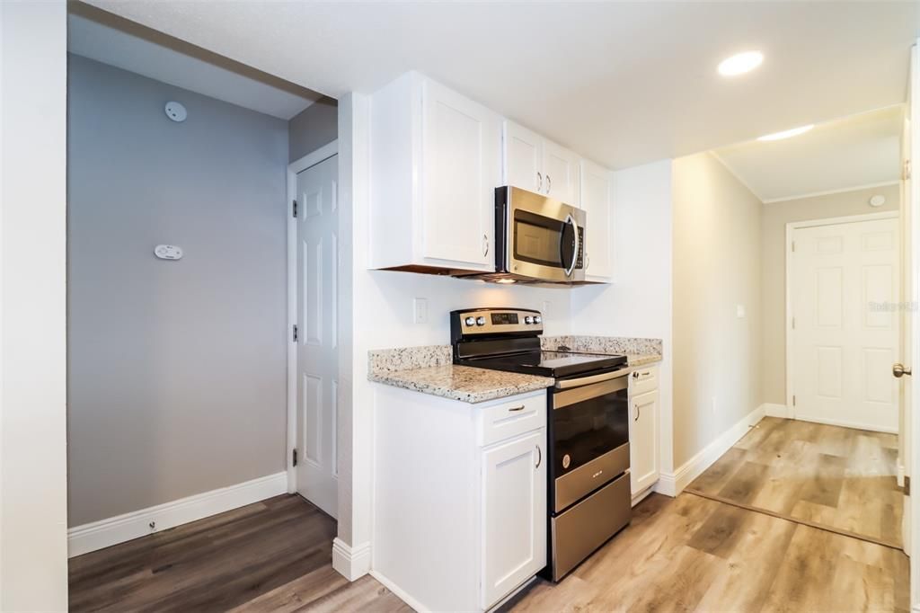 For Sale: $459,000 (3 beds, 2 baths, 1541 Square Feet)