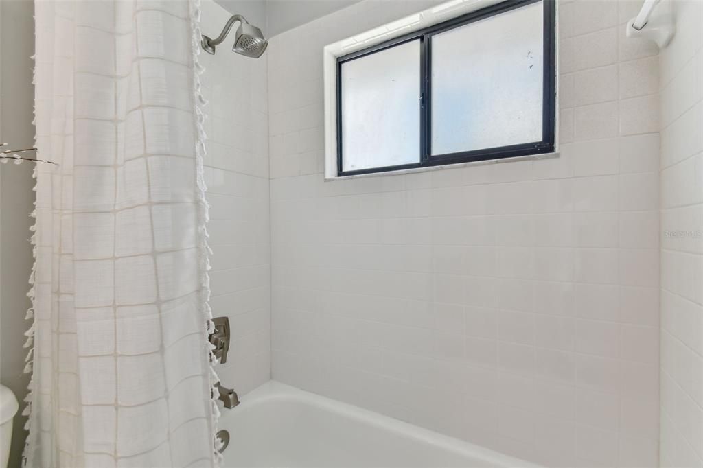 Active With Contract: $475,000 (3 beds, 2 baths, 1972 Square Feet)