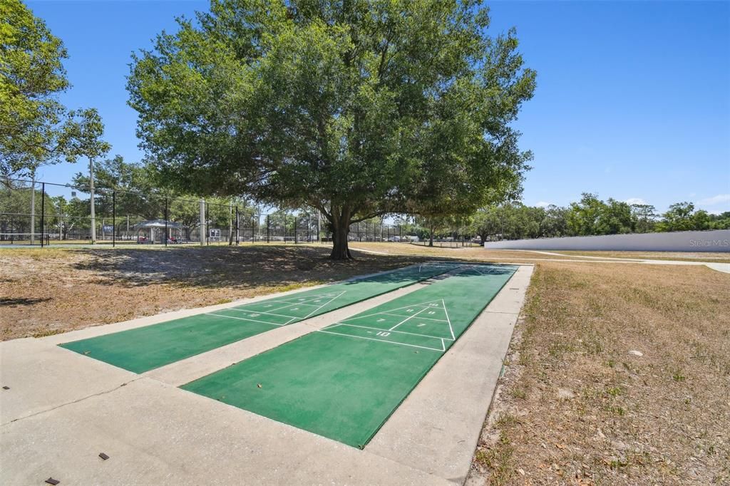 Active With Contract: $475,000 (3 beds, 2 baths, 1972 Square Feet)