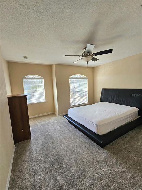 For Rent: $2,500 (3 beds, 2 baths, 2029 Square Feet)
