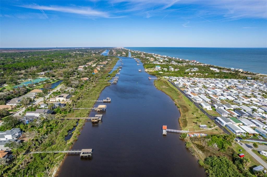 Active With Contract: $279,000 (2 beds, 2 baths, 1136 Square Feet)