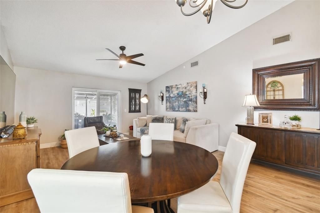 Active With Contract: $450,000 (3 beds, 2 baths, 1380 Square Feet)