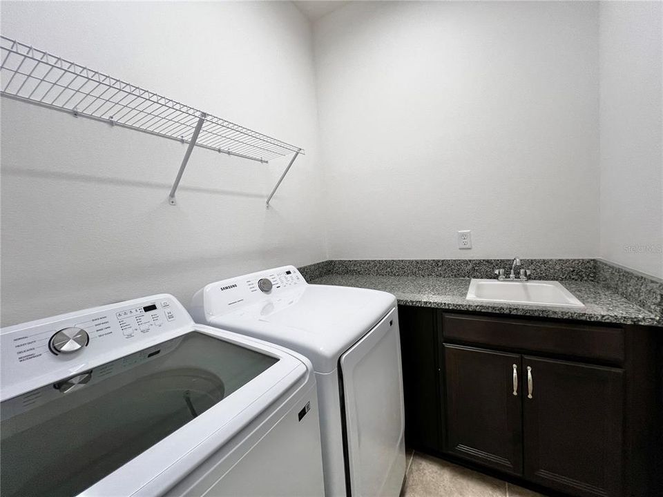 For Rent: $3,500 (3 beds, 2 baths, 1920 Square Feet)