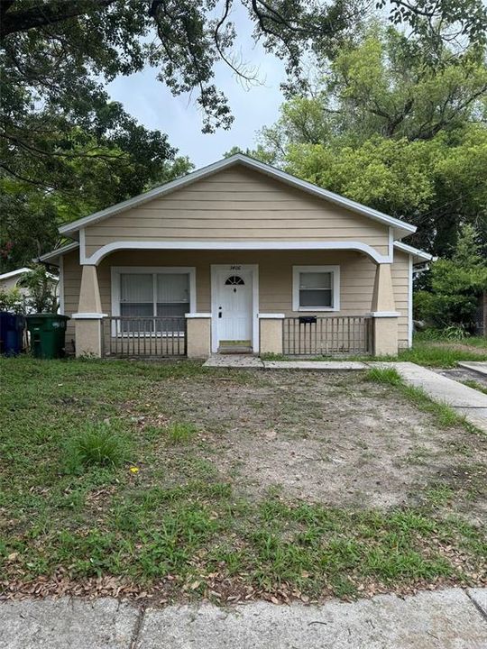 For Rent: $1,850 (3 beds, 2 baths, 1200 Square Feet)