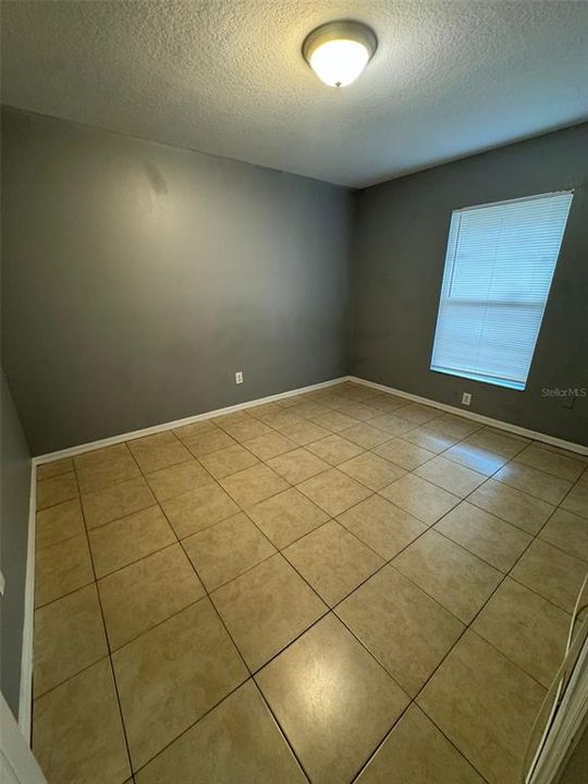 For Rent: $1,850 (3 beds, 2 baths, 1200 Square Feet)