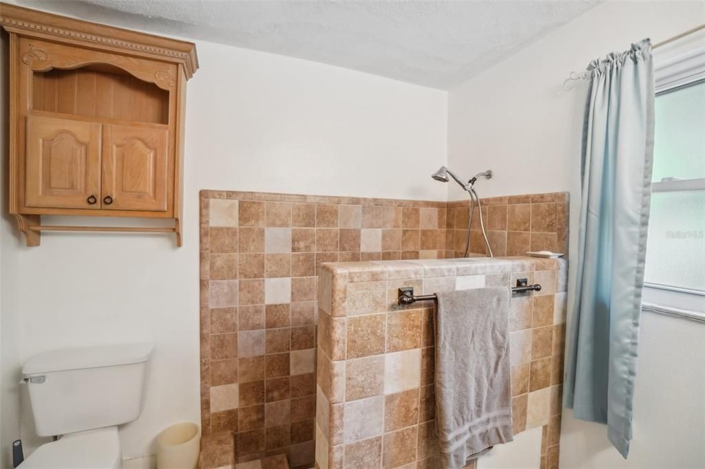 For Sale: $430,000 (4 beds, 2 baths, 1658 Square Feet)