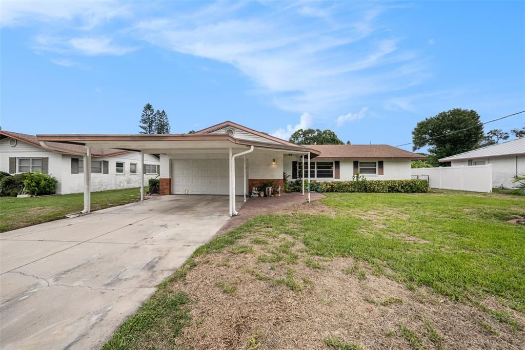 For Sale: $499,000 (3 beds, 2 baths, 2440 Square Feet)