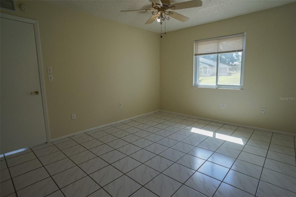 For Sale: $259,900 (2 beds, 2 baths, 1030 Square Feet)