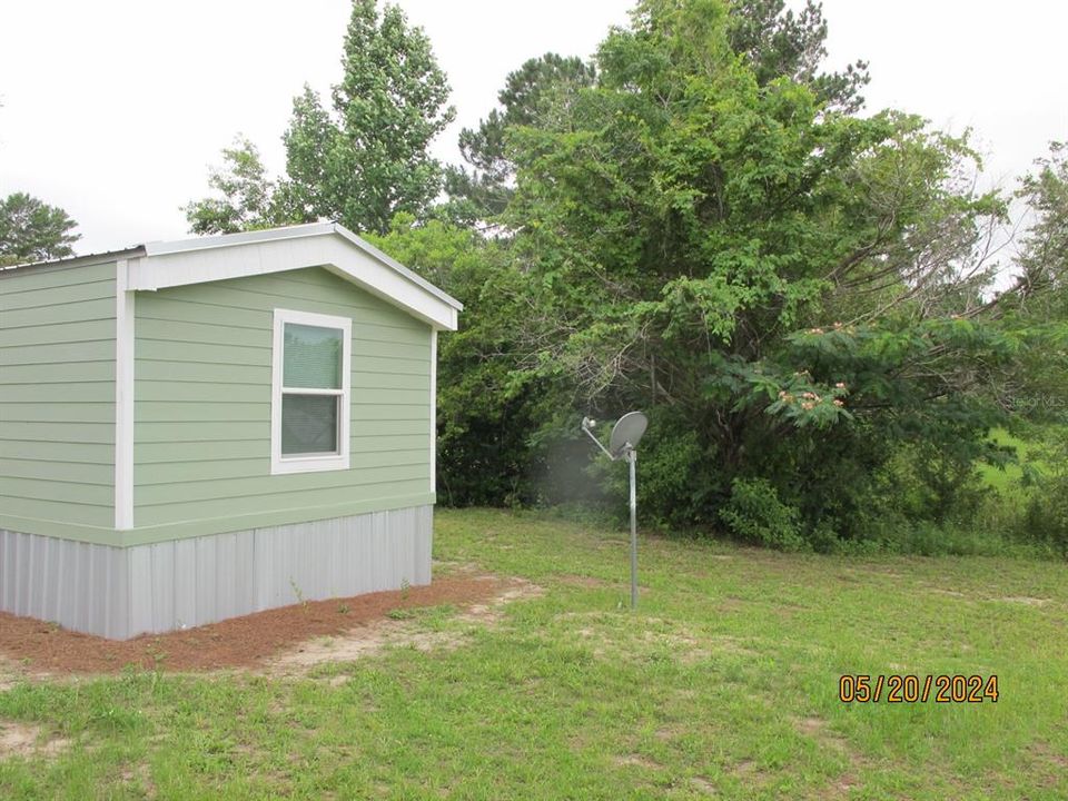 For Sale: $190,000 (2 beds, 2 baths, 924 Square Feet)