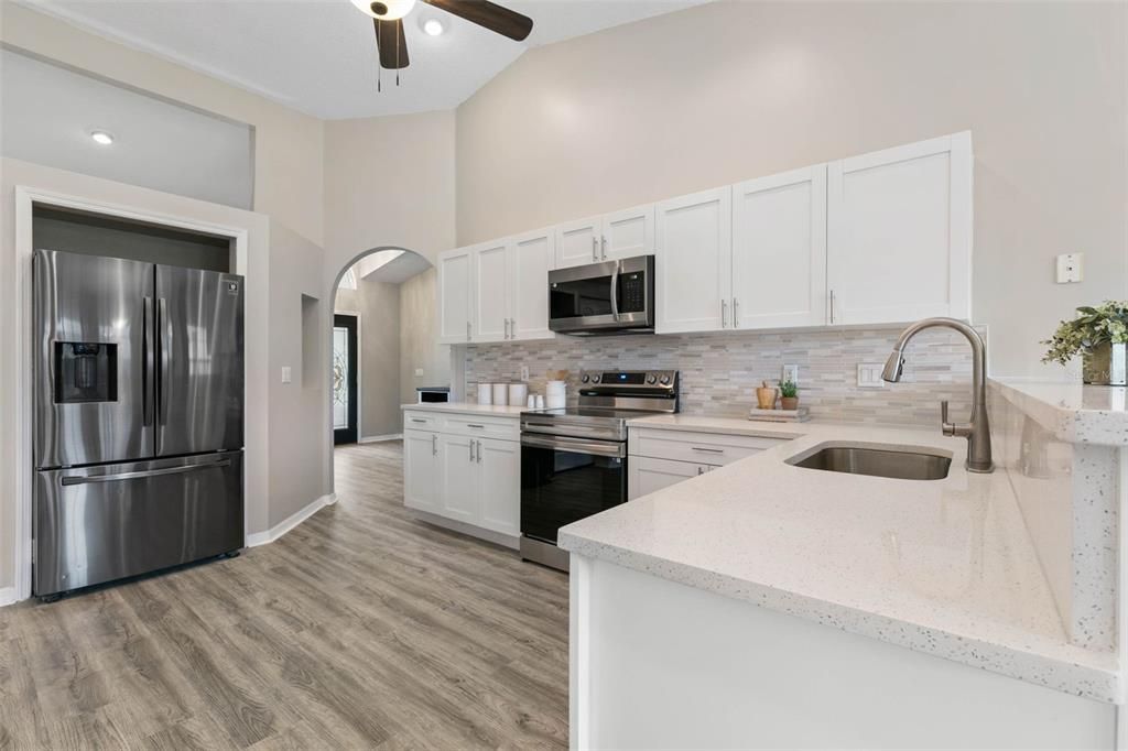 Active With Contract: $489,900 (3 beds, 2 baths, 2668 Square Feet)